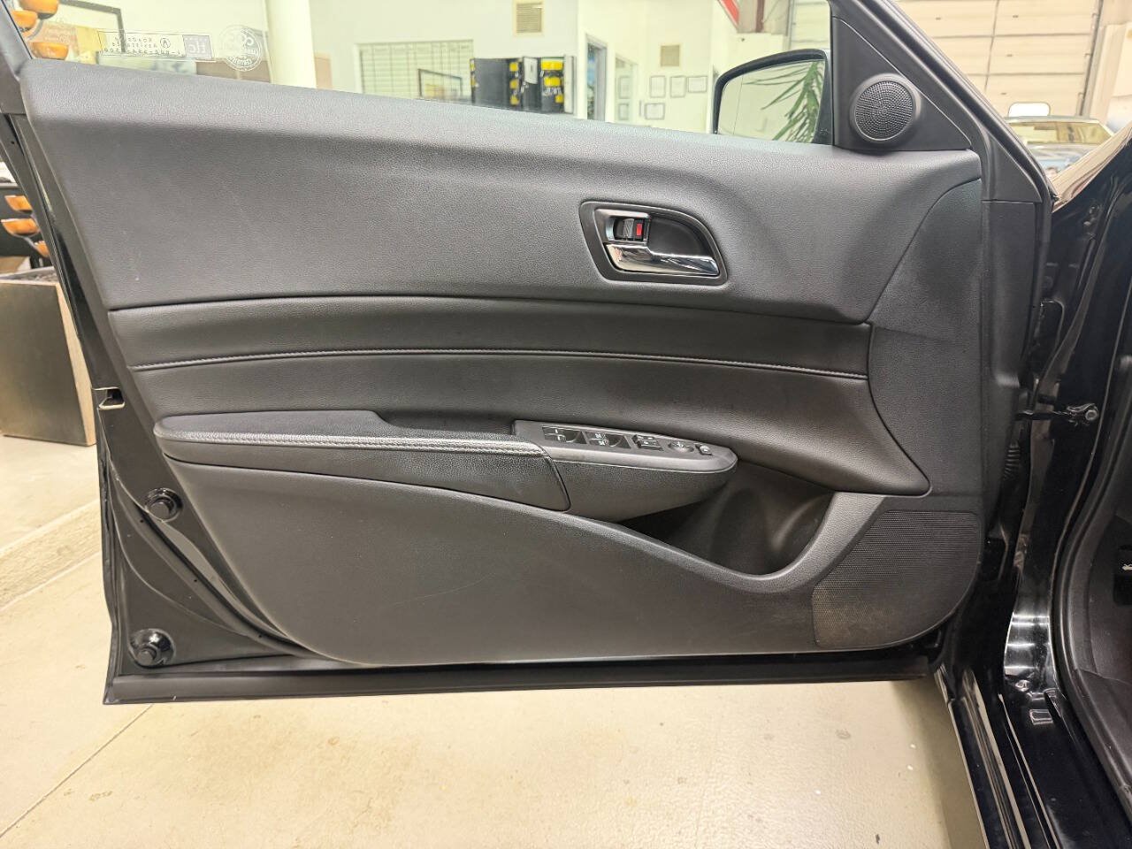 Used 2014 Acura ILX FWD image 10