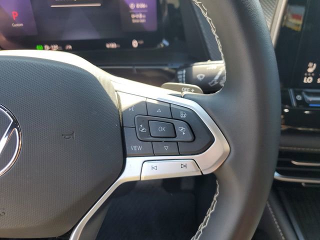 Used 2025 Volkswagen Atlas Cross Sport SEL image 27