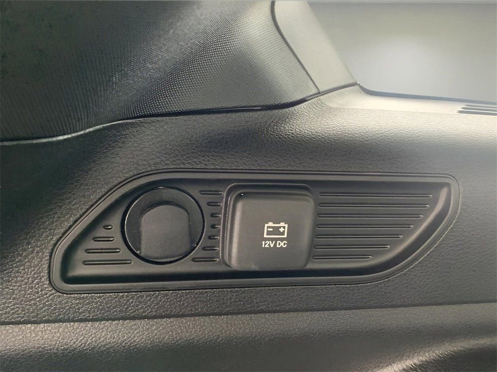 Used 2025 Jeep Grand Cherokee Limited image 19