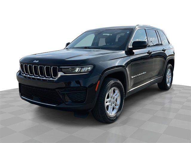 Used 2022 Jeep Grand Cherokee Laredo w/ Luxury Tech Group I