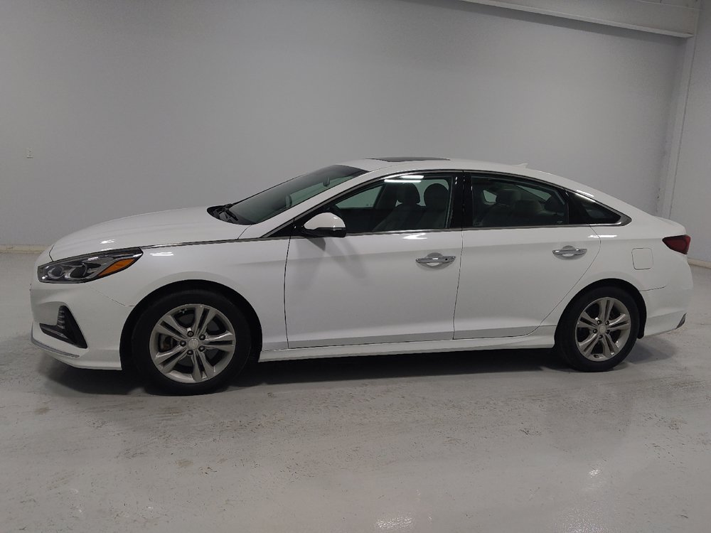 Used 2018 Hyundai Sonata Limited w/ Limited Ultimate Package 03 FWD image 2