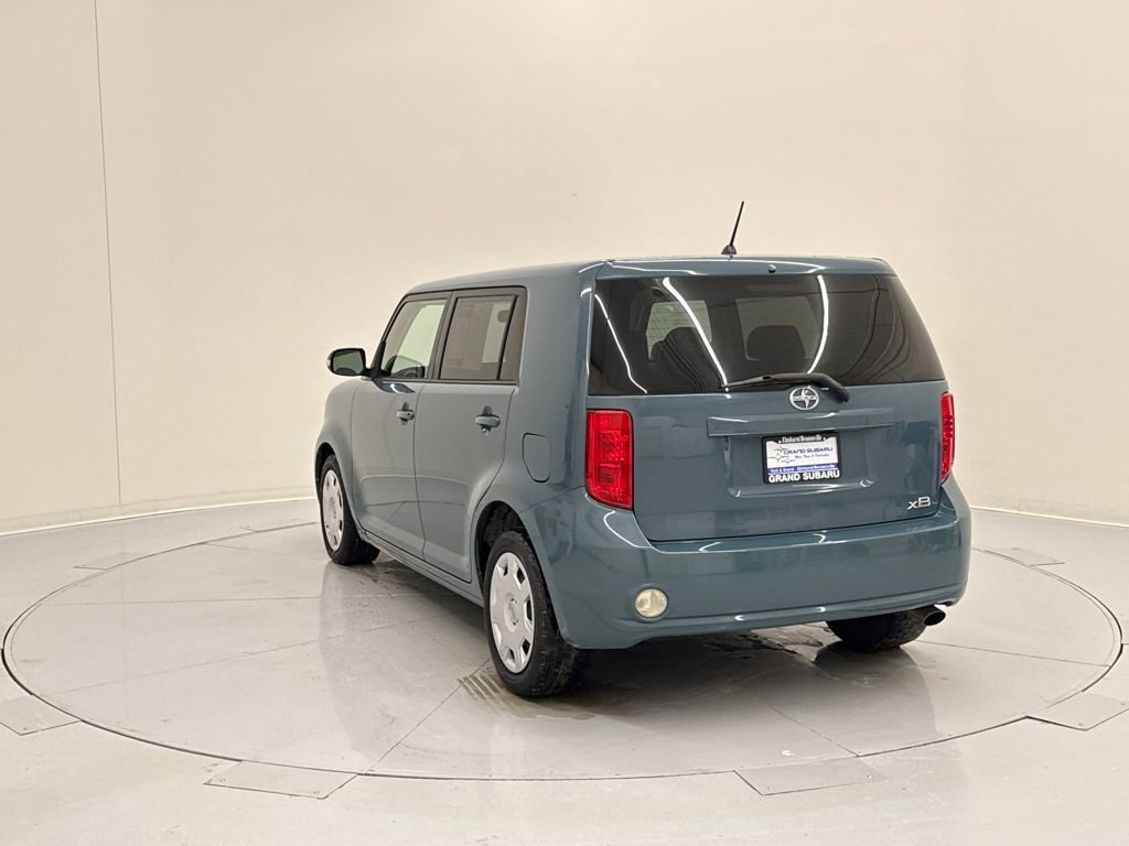 Used 2010 Scion xB video 3