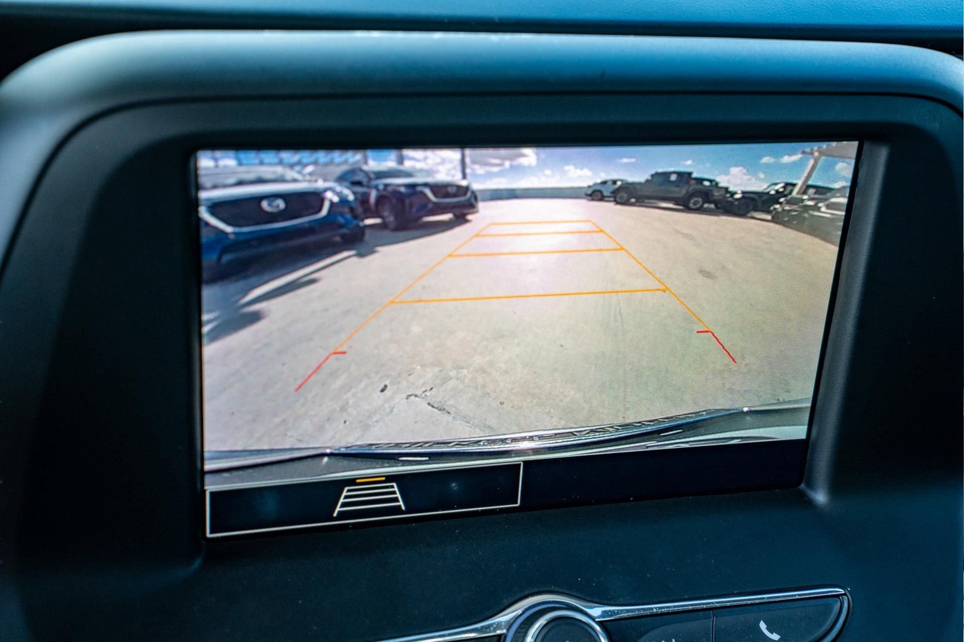 Used 2021 Chevrolet Camaro LT image 26