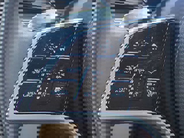 Used 2024 Mercedes-Benz GLE 350 4MATIC image 26