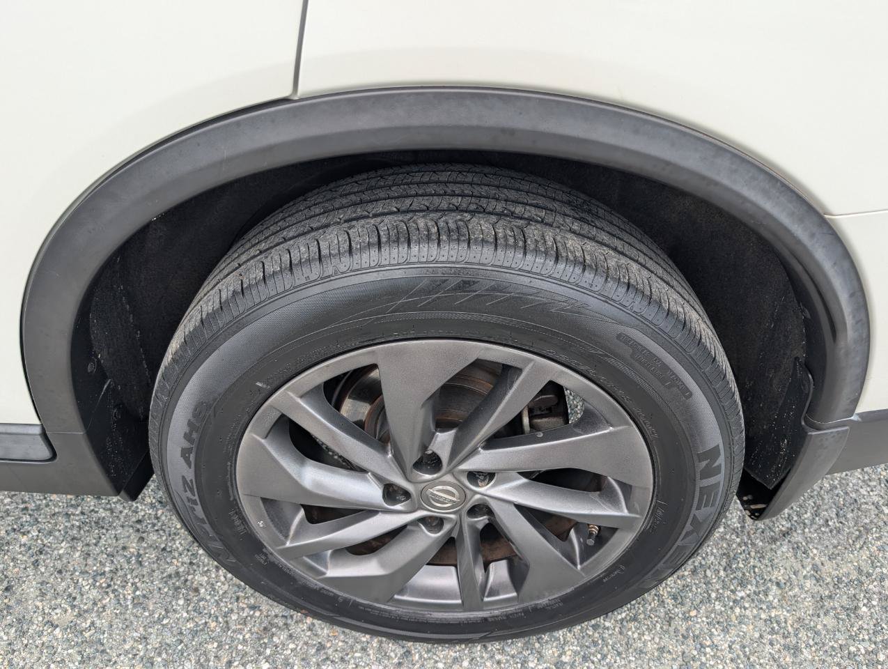 Used 2015 Nissan Rogue SL FWD image 10
