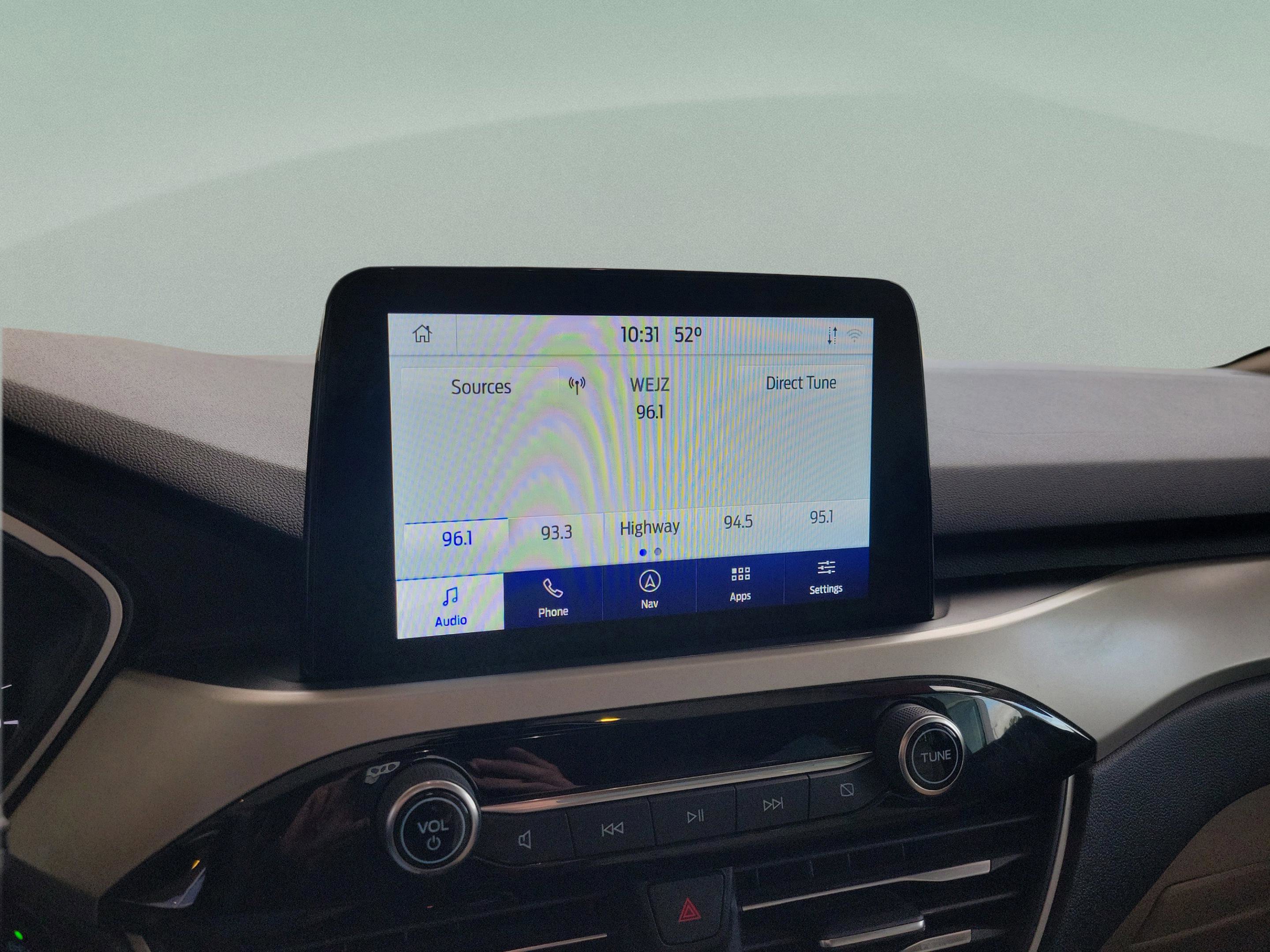 Used 2020 Ford Escape SEL image 8