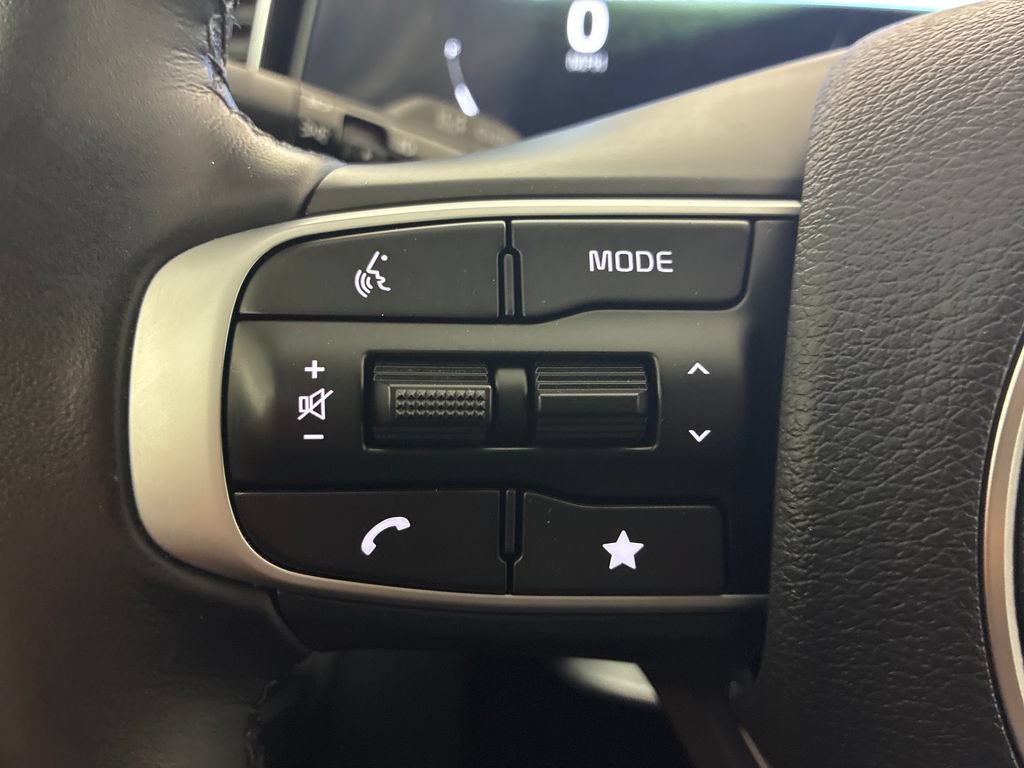Used 2024 Kia Sportage SX AWD/4WD image 19