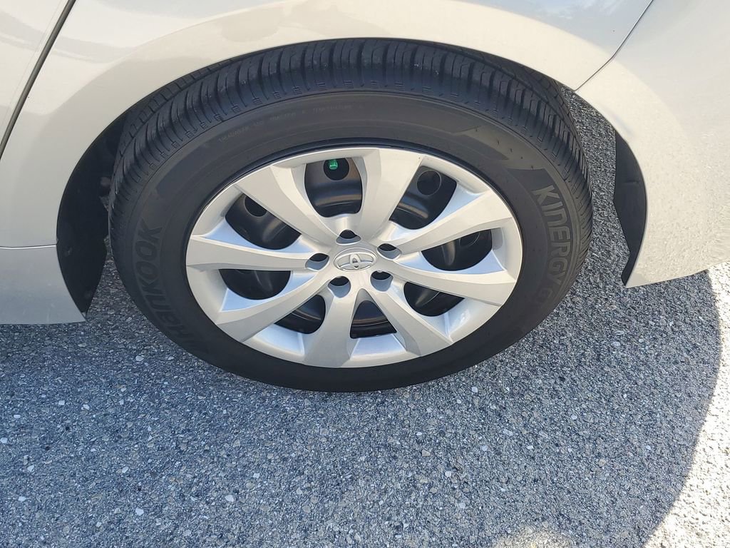 Certified 2024 Toyota Corolla LE image 19