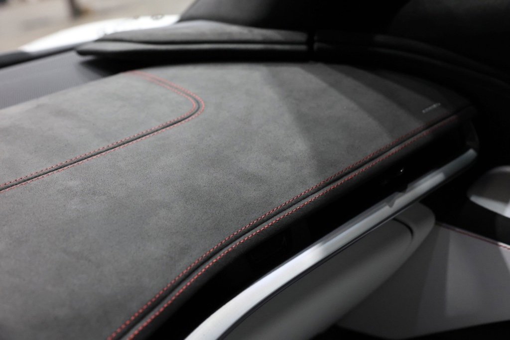 Used 2023 Chevrolet Corvette Stingray Premium Cpe w/ Z51 Performance Package image 46