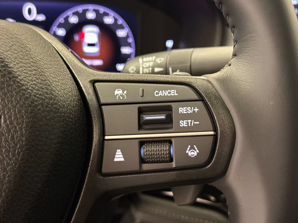 Used 2025 Honda Accord Sport image 30