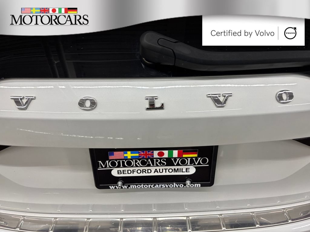 Used 2022 Volvo V90 B6 Cross Country w/ Advanced Package AWD/4WD image 29
