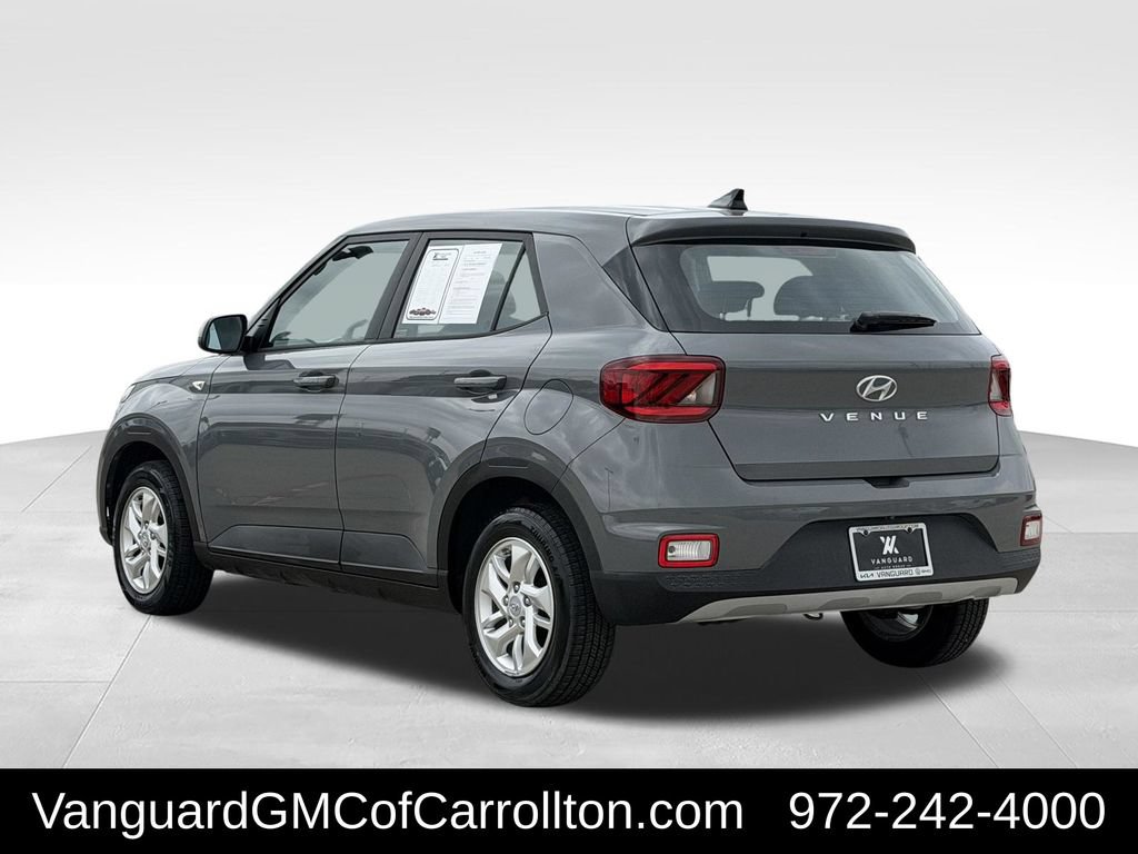 Used 2021 Hyundai Venue SE w/ Cargo Package FWD image 7