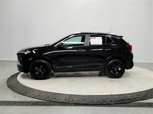 Used 2024 Buick Encore GX Sport Touring image 4