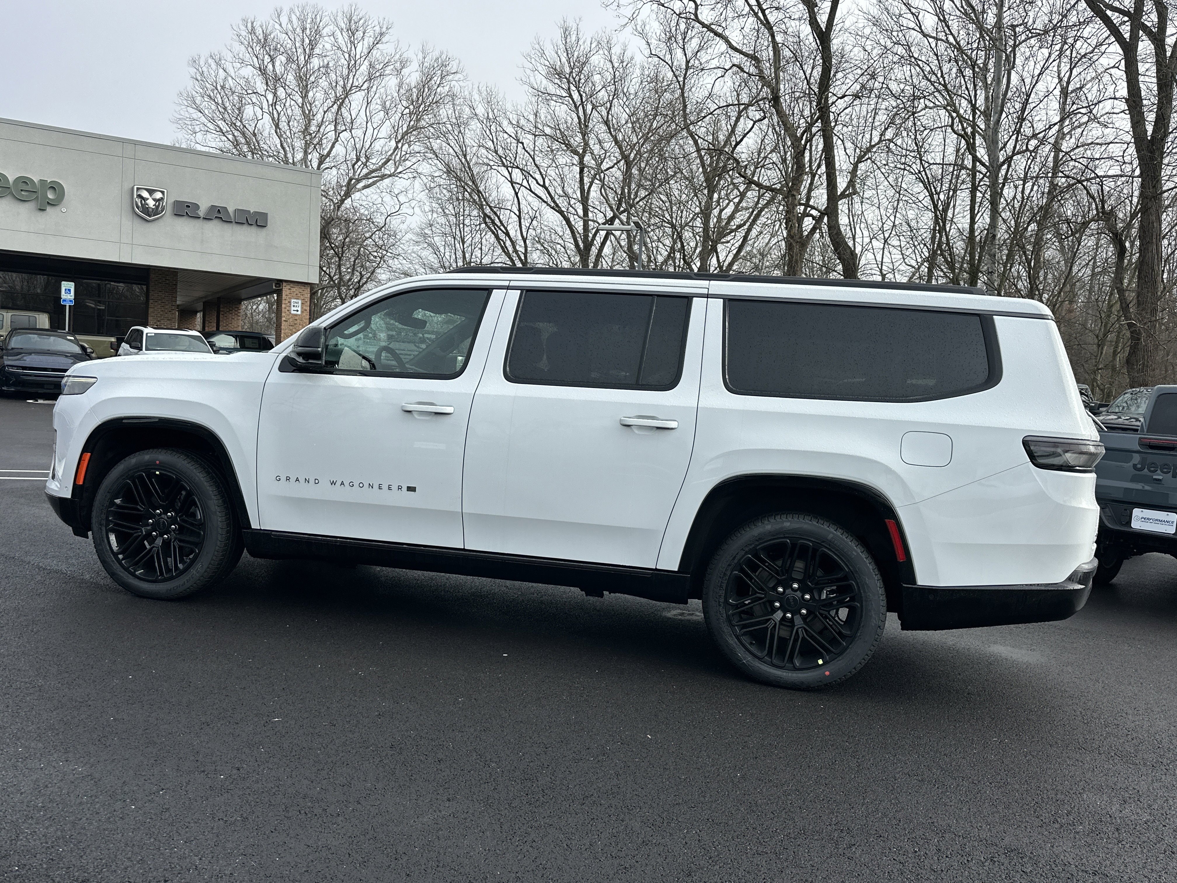 New 2026 Jeep Grand Wagoneer L Limited image 25