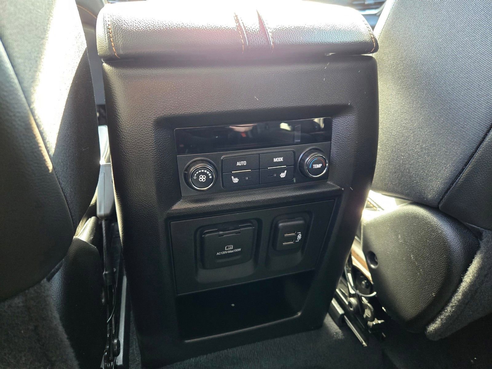 Used 2021 Chevrolet Traverse Premier w/ Redline Edition FWD image 11