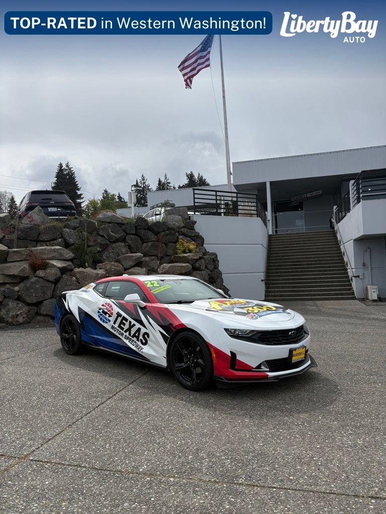 Used 2022 Chevrolet Camaro LT RWD image 51