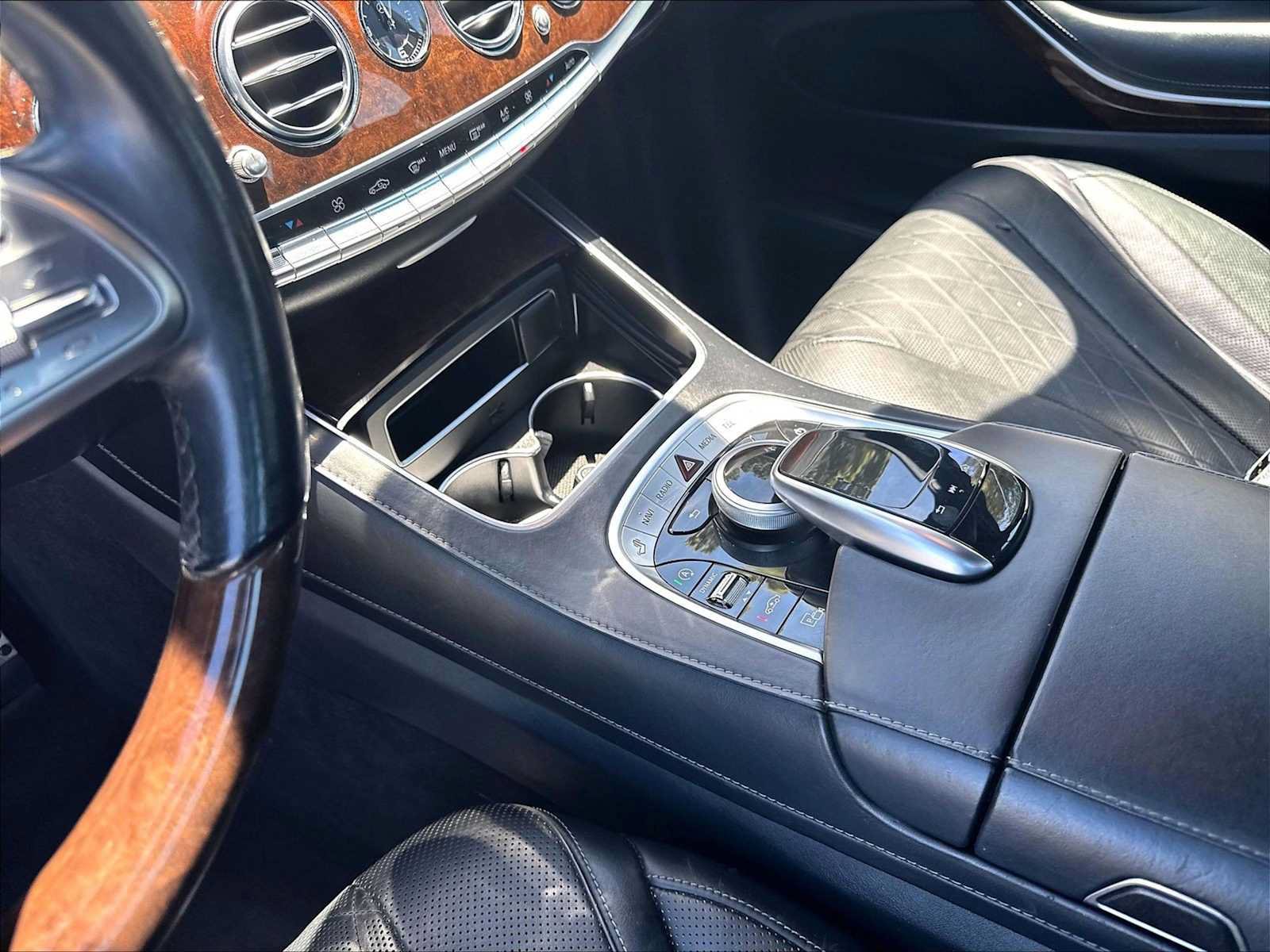 Used 2018 Mercedes-Benz S 560 Sedan image 19