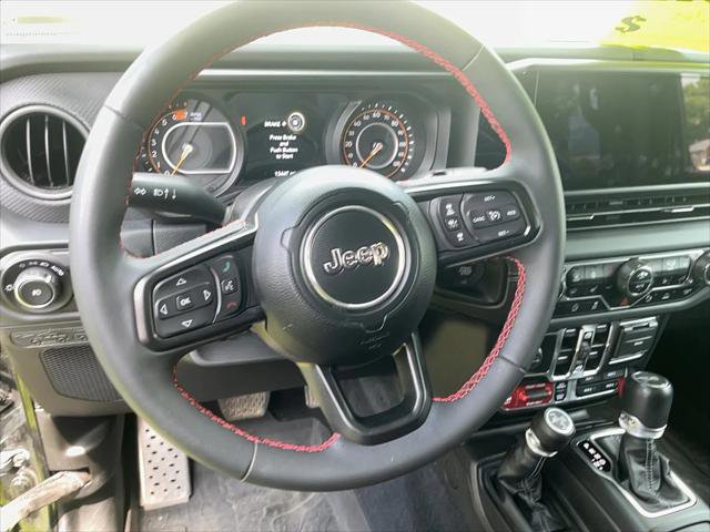 Certified 2024 Jeep Wrangler Unlimited Rubicon AWD/4WD image 14