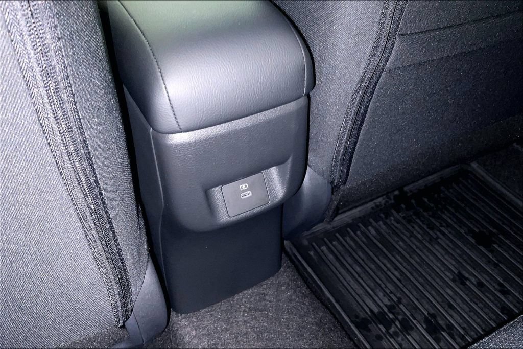 Used 2025 Nissan Versa SR w/ Trunk Package FWD image 29