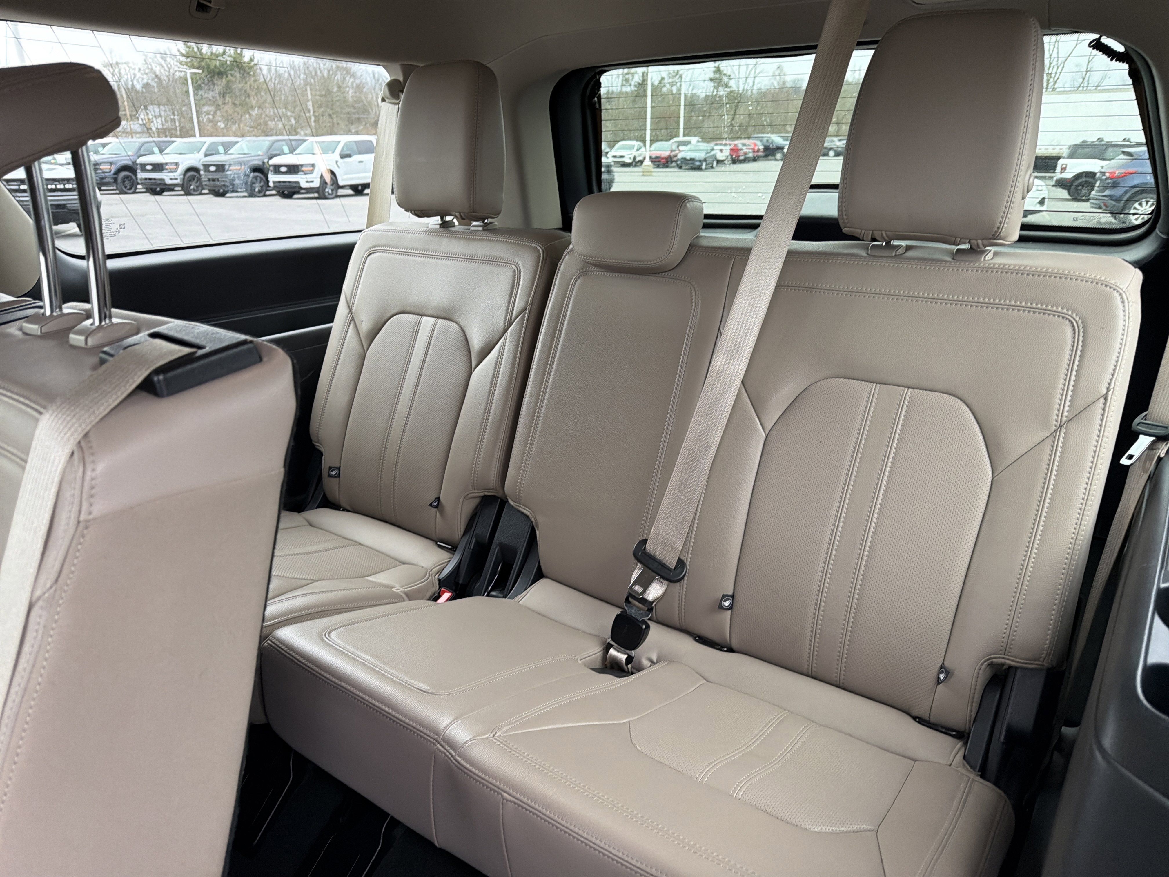 Used 2024 Ford Expedition Max Limited image 14