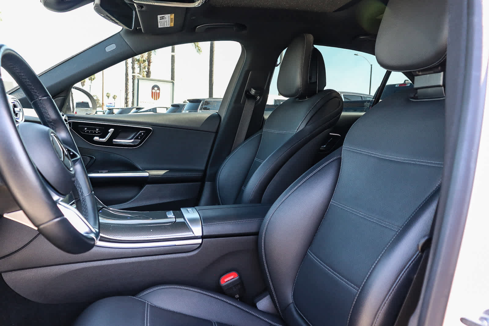 Used 2023 Mercedes-Benz C 300 Sedan image 23