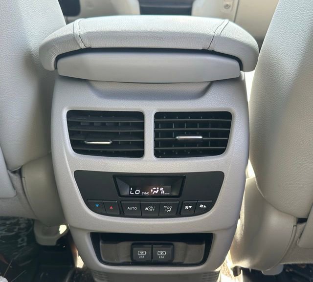 Used 2020 Acura MDX SH-AWD w/ Technology Package image 29