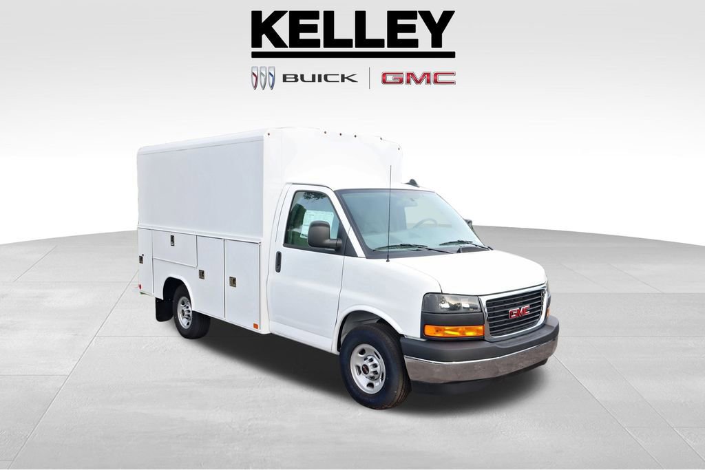 New 2025 GMC Savana 3500 w/ Power Convenience Package
