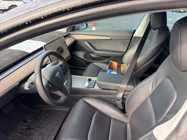 Used 2023 Tesla Model 3 Standard Range image 4