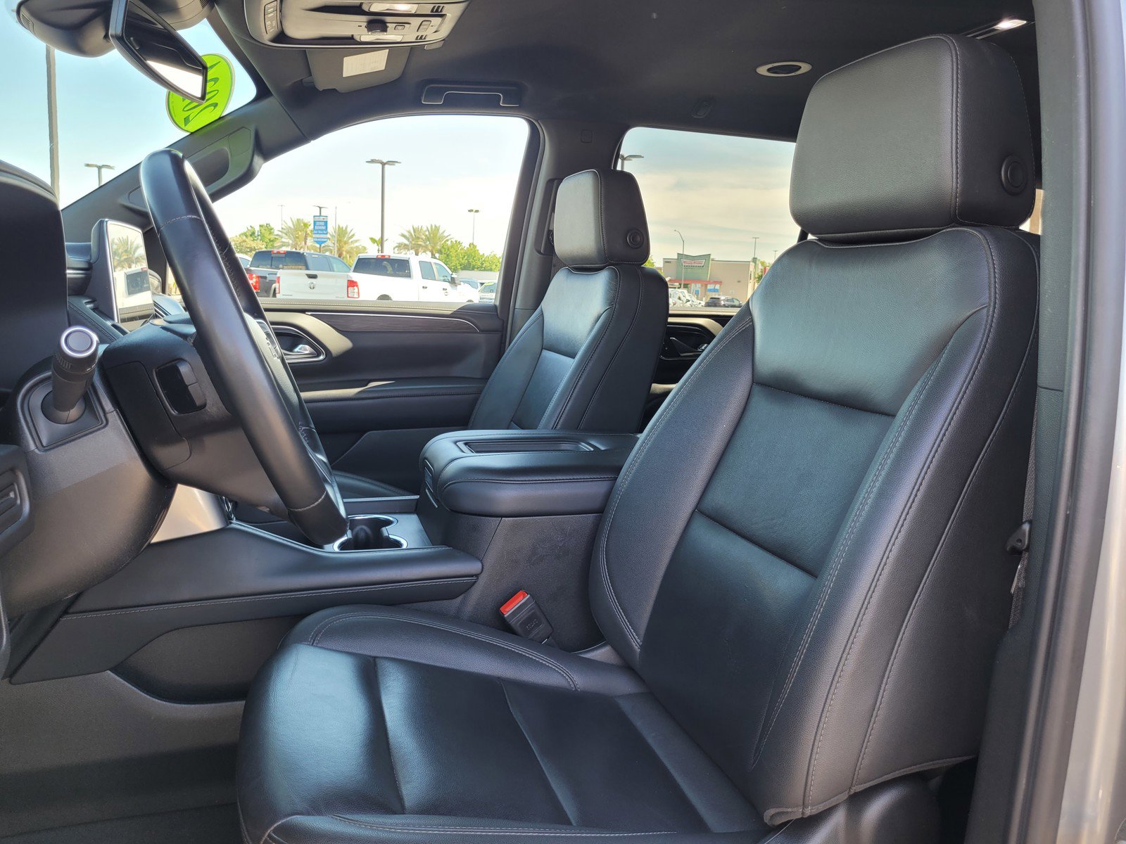 Used 2024 Chevrolet Tahoe LT RWD image 10