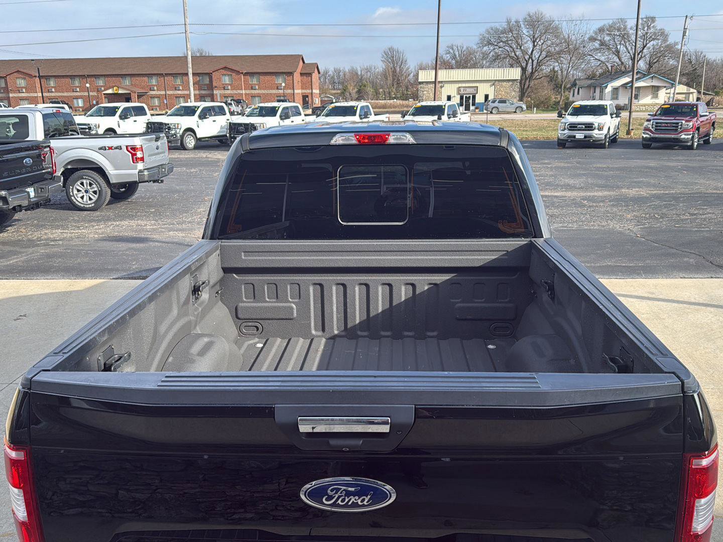 Used 2018 Ford F150 XLT w/ Equipment Group 302A Luxury image 9