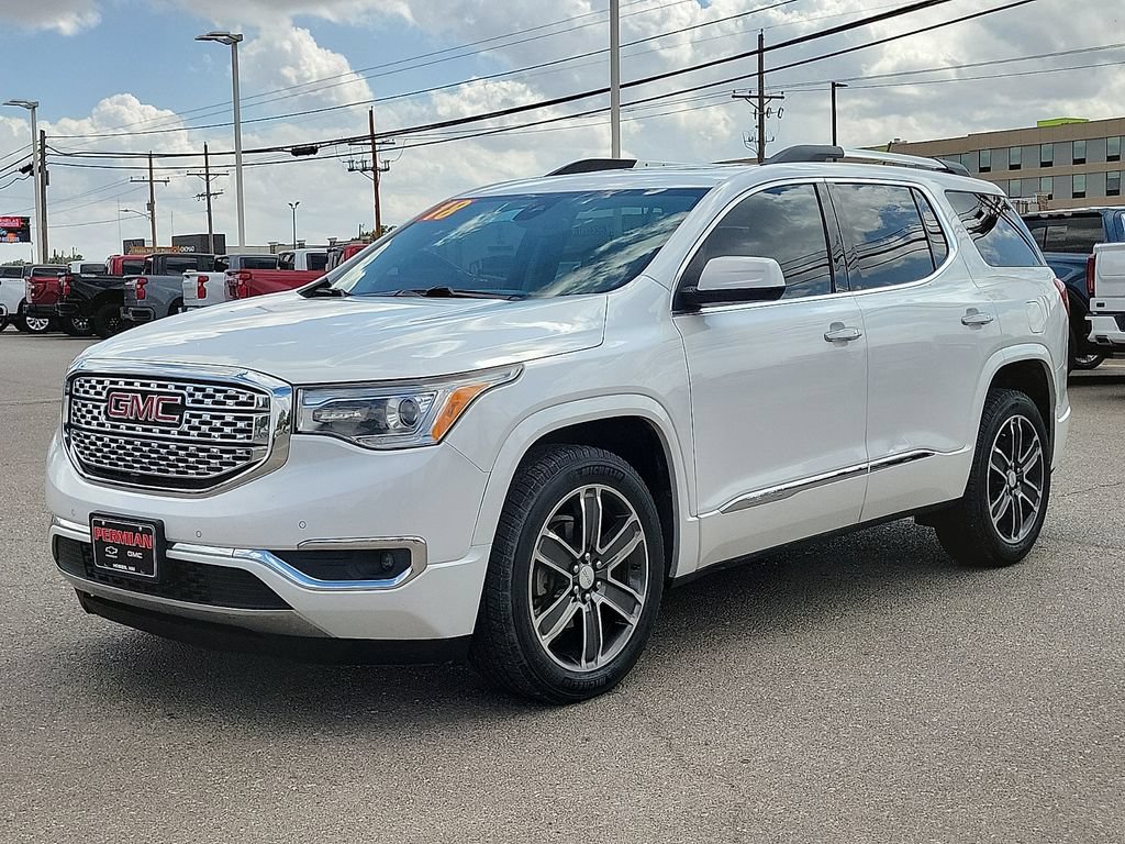 Used 2018 GMC Acadia Denali w/ Technology Package FWD image 6