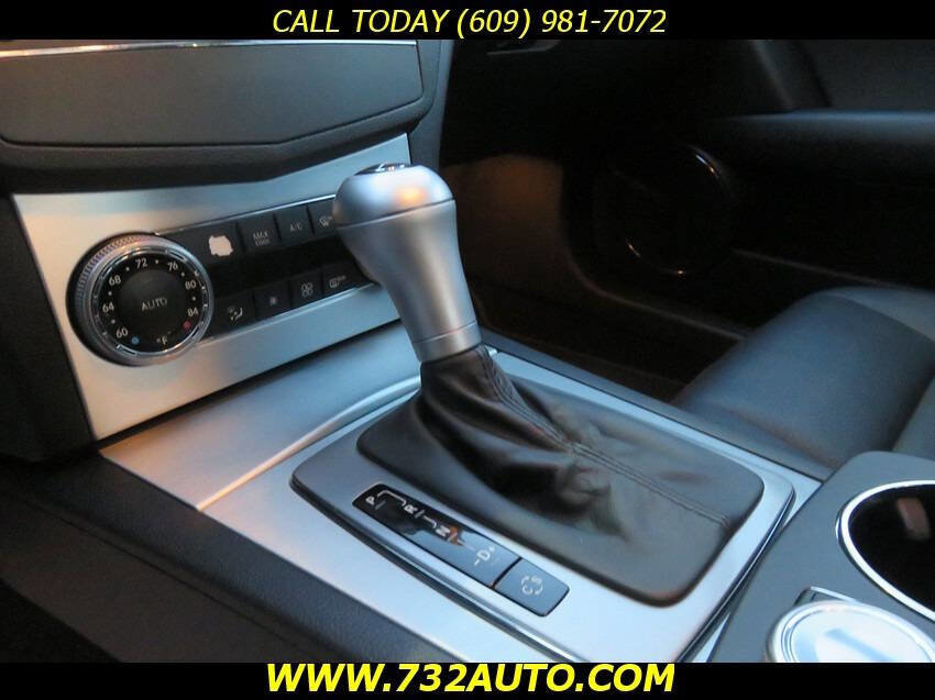Used 2010 Mercedes-Benz C 300 Sedan image 13