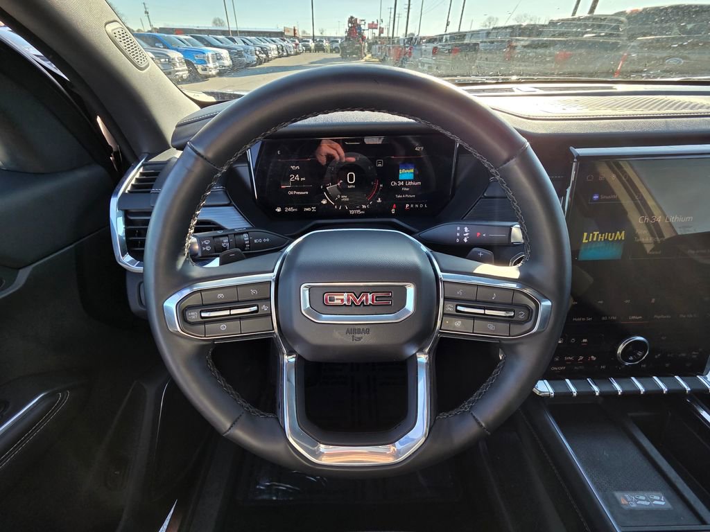 Used 2025 GMC Acadia Elevation image 14