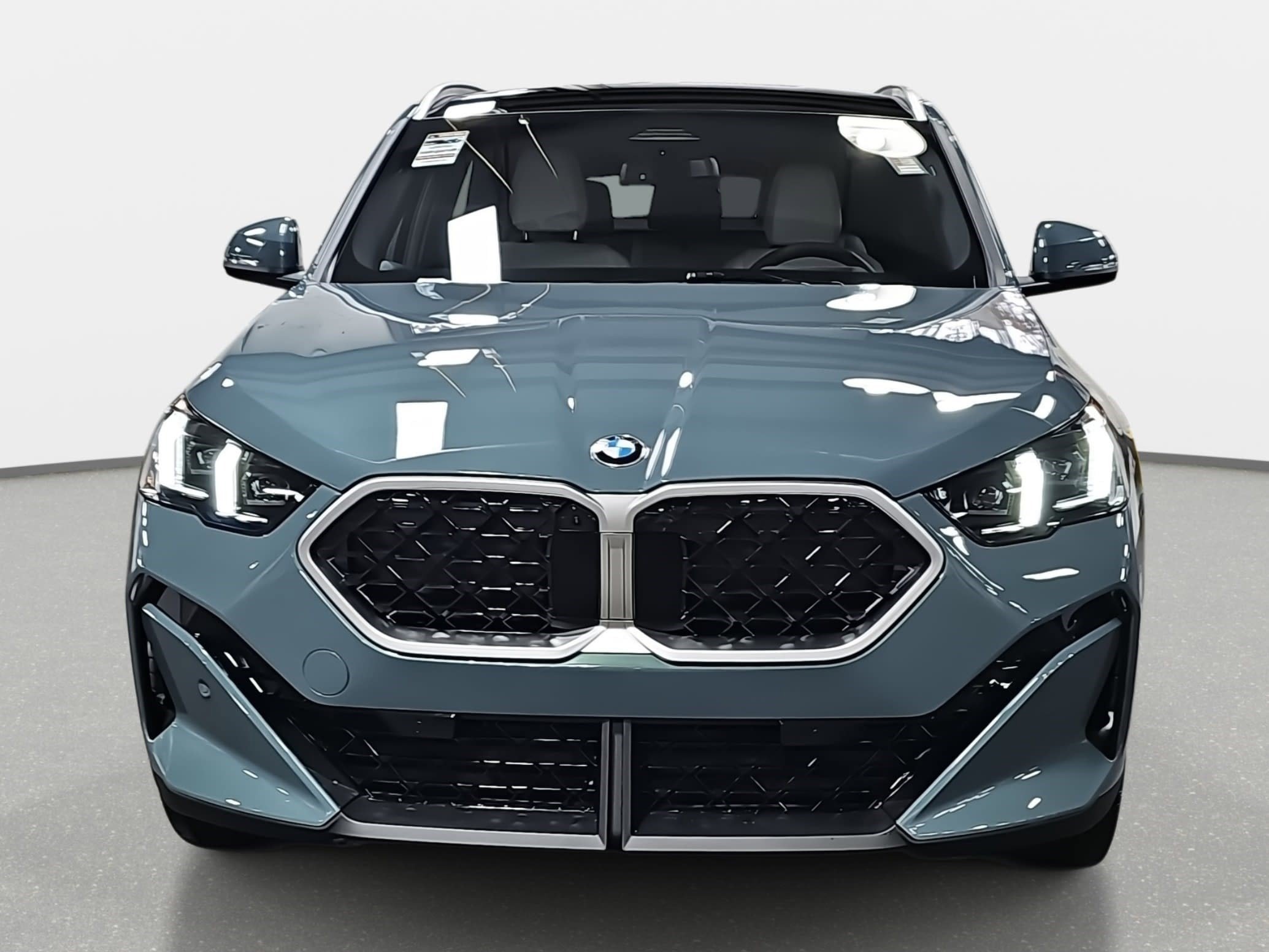 New 2026 BMW X2 xDrive28i w/ Technology Package image 2
