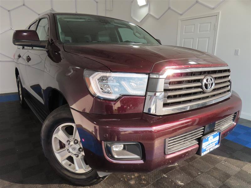 Used 2019 Toyota Sequoia SR5 AWD/4WD image 2