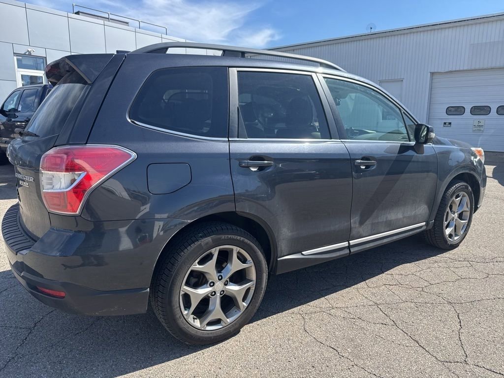 Used 2016 Subaru Forester 2.5i Touring w/ Eyesight & Navigation System image 3