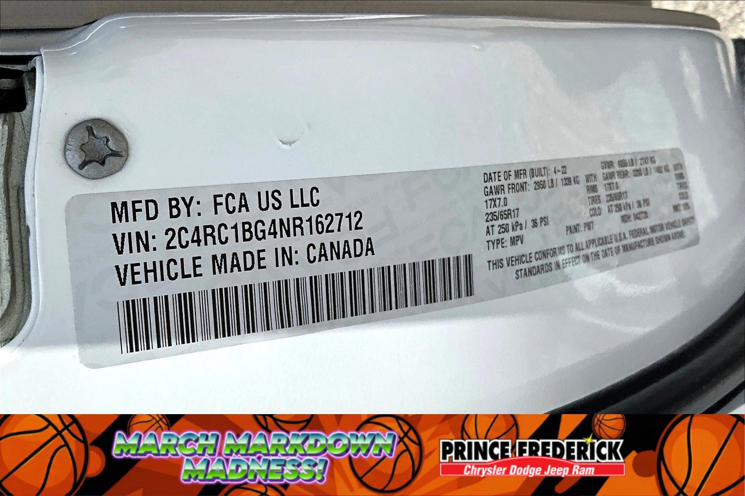 Used 2022 Chrysler Pacifica Touring-L image 29