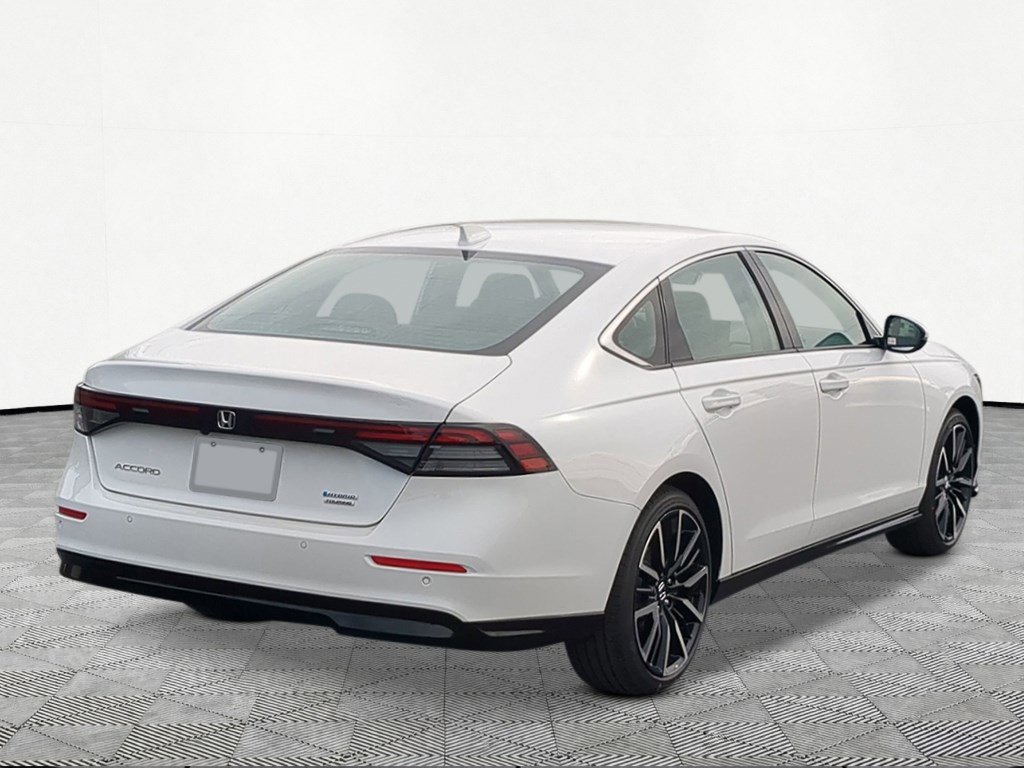 New 2026 Honda Accord Touring image 7
