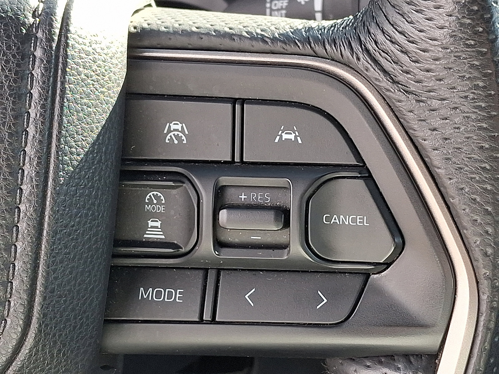 Certified 2024 Toyota Tacoma TRD Off-Road image 22