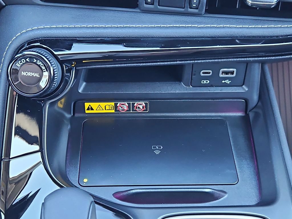 Used 2025 Lexus NX 350 AWD w/ Accessory Package (2T) image 33