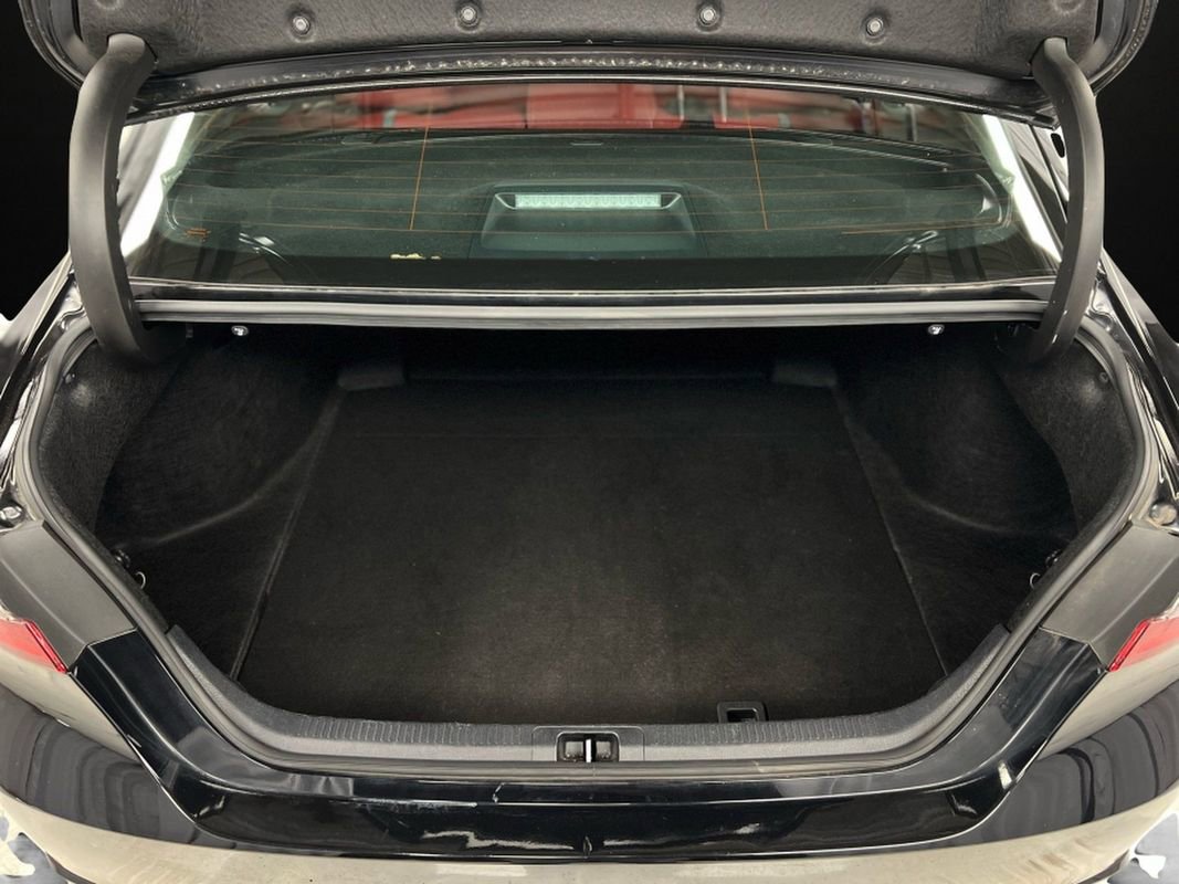 Used 2023 Toyota Camry XSE image 38