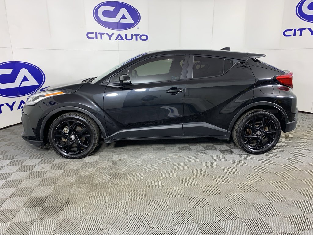 Used 2022 Toyota C-HR Nightshade image 6