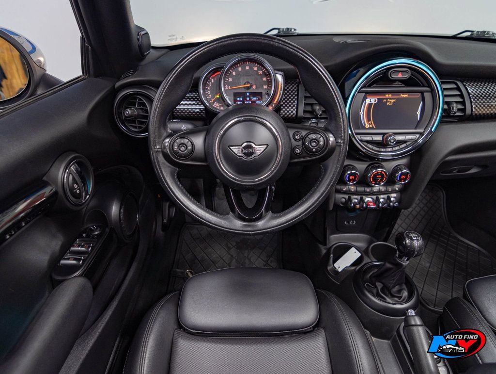 Used 2018 MINI Cooper S image 13