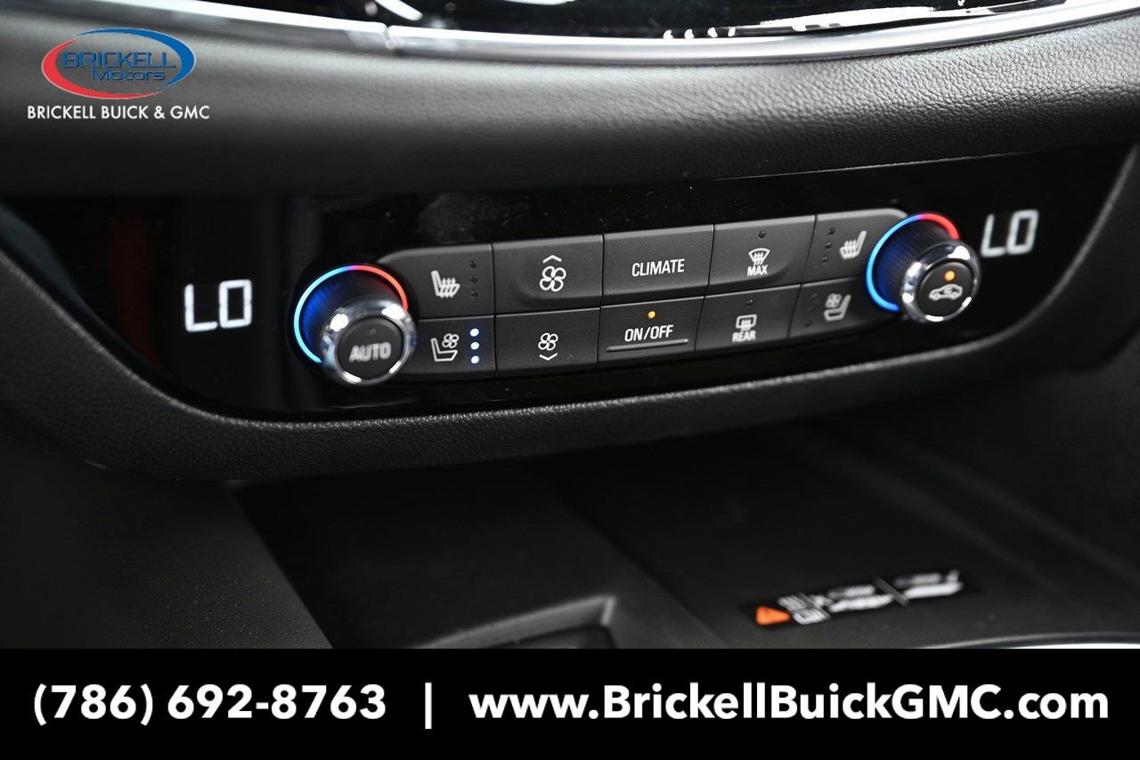 New 2024 Buick Enclave Avenir image 36