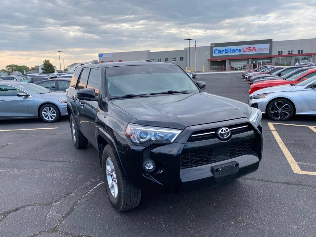 Used 2021 Toyota 4Runner SR5 RWD image 2