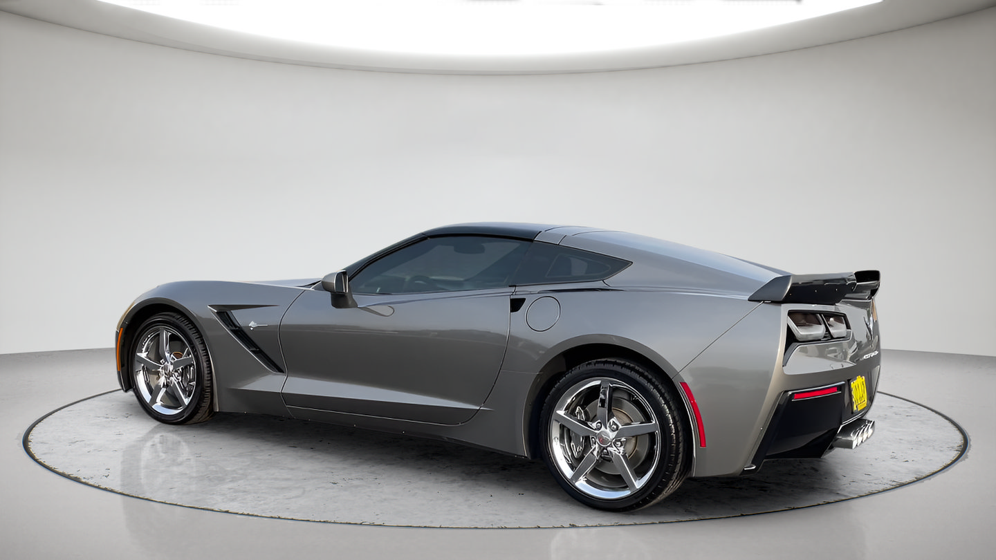 Used 2015 Chevrolet Corvette Stingray Coupe RWD image 10
