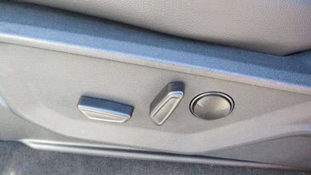 New 2026 Ford F350 Lariat w/ FX4 Off-Road Package image 17