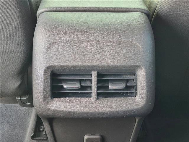 Used 2021 Chevrolet Equinox LS FWD image 17