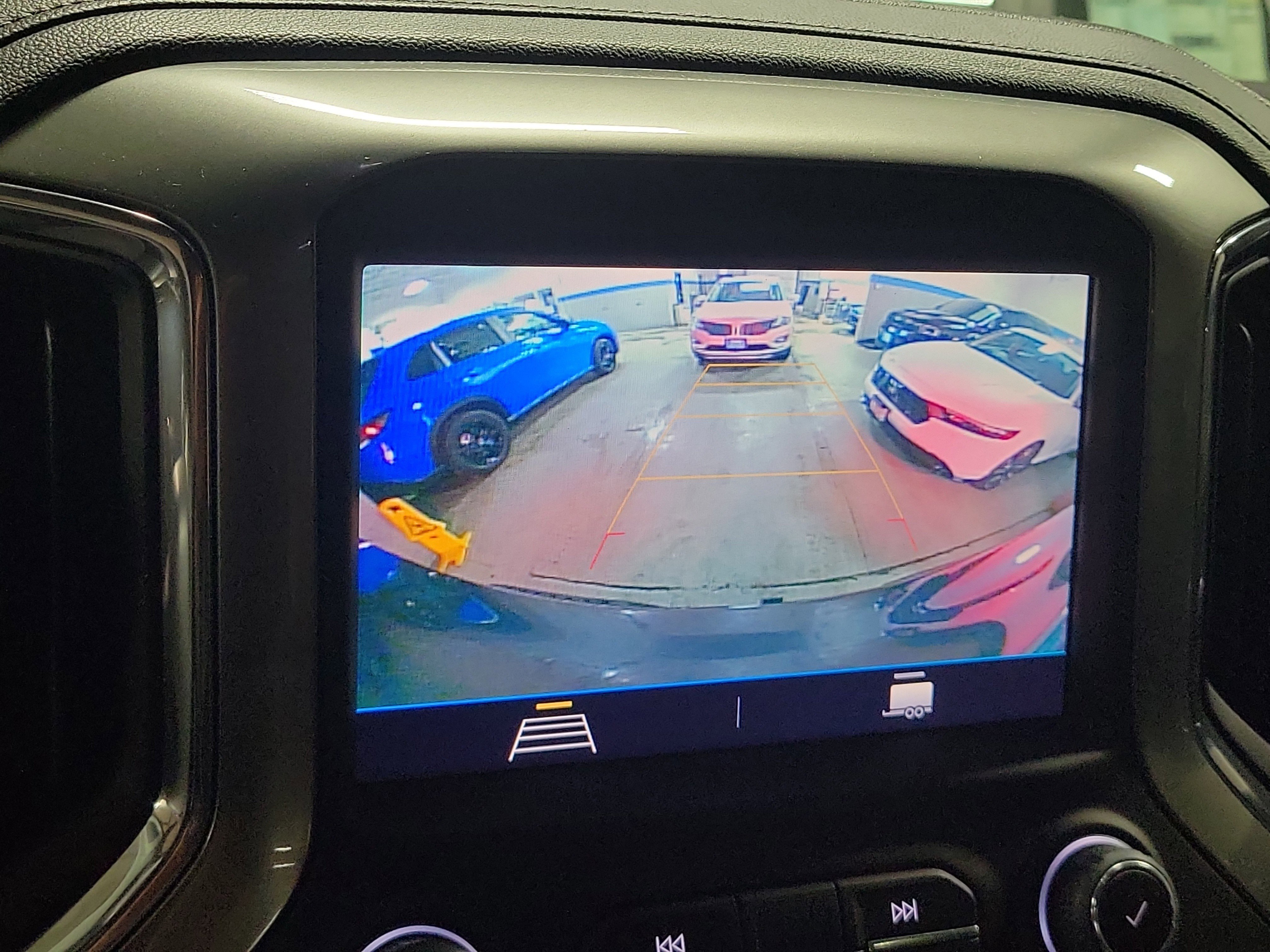 Used 2022 Chevrolet Silverado 1500 LT Trail Boss w/ Safety Package image 27