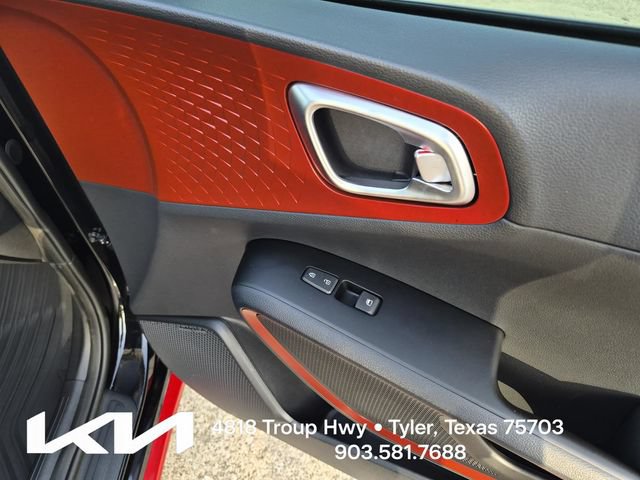 Certified 2022 Kia Soul Turbo FWD image 13